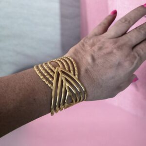 cuff mio